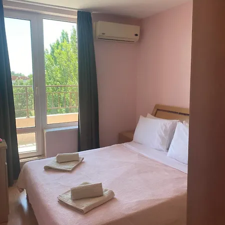 Апартаменты Charming, Floor, 1 Bedroom